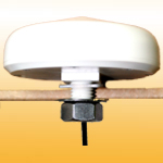 GPS Marine Active antenna with screw mount. 3~ 6V 28dB. 10W RF protection and 2 stages active LNA with Low Noise Amplifier